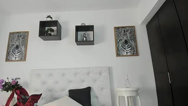 Ehotloveaxxx online show from January 17, 2026, 1:05 pm