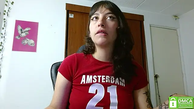 liisaxxx online show from July 4, 2026, 1:34 am