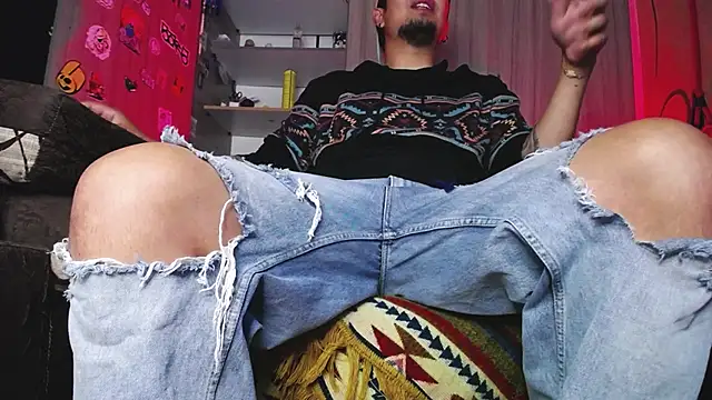 zacwatson  online show from September 22, 2025, 2:02 am