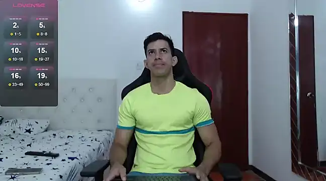 Snapshot of JoseRumbero26 chatting on January 3, 2025, 12:08 pm JoseRumbero26 online show from January 3, 2025, 12:08 pm