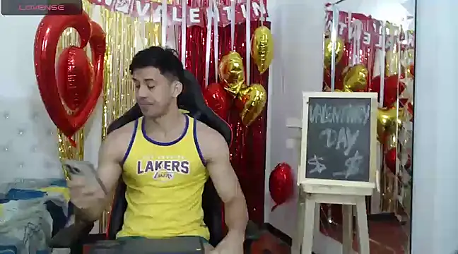 Snapshot of JoseRumbero26 chatting on February 17, 2025, 12:27 pm JoseRumbero26 online show from February 17, 2025, 12:27 pm