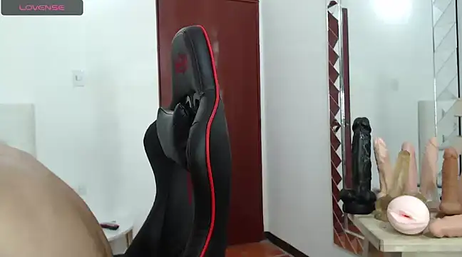 Snapshot of JoseRumbero26 chatting on March 5, 2025, 5:39 pm JoseRumbero26 online show from March 5, 2025, 5:39 pm
