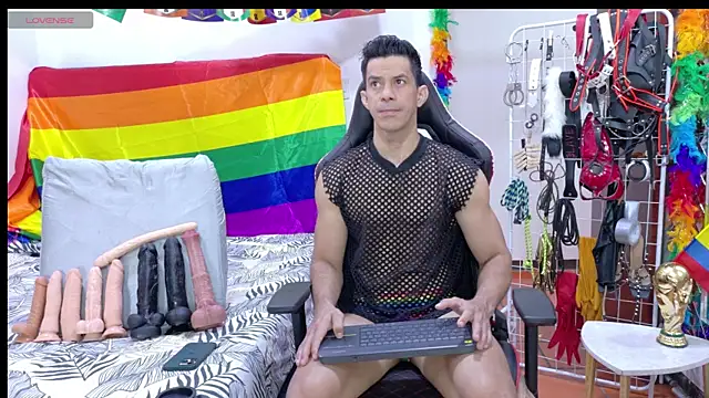 Snapshot of JoseRumbero26 chatting on June 25, 2026, 12:20 pm JoseRumbero26 online show from June 25, 2026, 12:20 pm