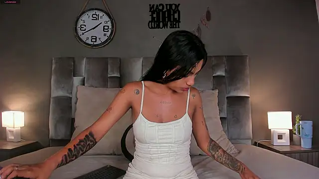 rachellmartinez online show from January 12, 2025, 11:28 am