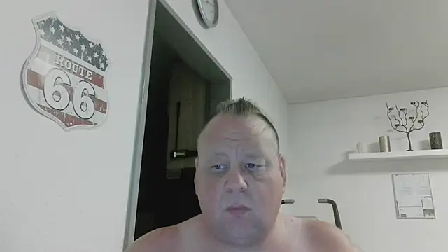 pimmelmann3 online show from June 11, 2026, 9:13 pm