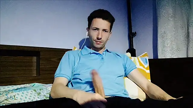 Snapshot of _Hocthus_ chatting on January 20, 2025, 2:22 am Hocthus online show from January 20, 2025, 2:22 am