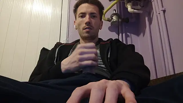 Snapshot of _Hocthus_ chatting on January 29, 2025, 5:24 pm Hocthus online show from January 29, 2025, 5:24 pm