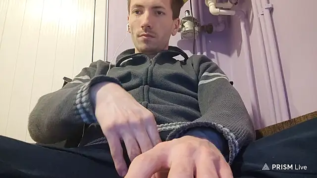 Snapshot of _Hocthus_ chatting on February 10, 2025, 5:41 pm Hocthus online show from February 10, 2025, 5:41 pm