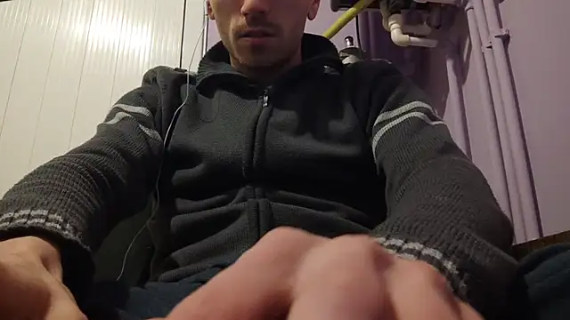 Snapshot of _Hocthus_ chatting on February 13, 2025, 4:28 pm Hocthus online show from February 13, 2025, 4:28 pm