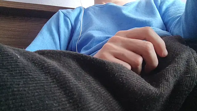 Snapshot of _Hocthus_ chatting on March 9, 2025, 9:57 am Hocthus online show from March 9, 2025, 9:57 am