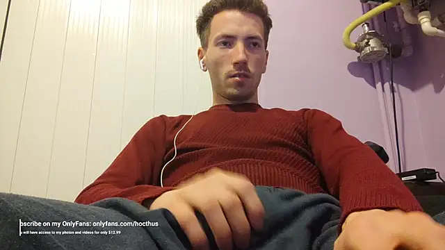 Snapshot of _Hocthus_ chatting on March 19, 2025, 4:45 pm Hocthus online show from March 19, 2025, 4:45 pm