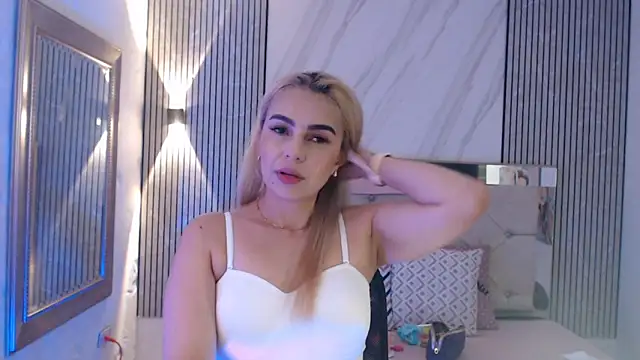 ashley  tylor online show from February 25, 2026, 3:16 am