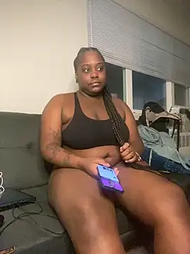 fantasygyal online show from May 4, 2026, 3:02 am