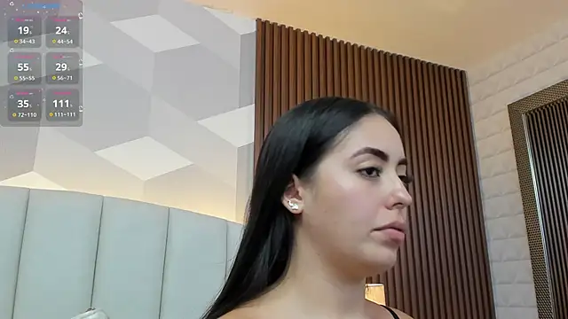 Snapshot of Julietasantos__ chatting on September 25, 2025, 6:22 pm Julietasantos   online show from September 25, 2025, 6:22 pm