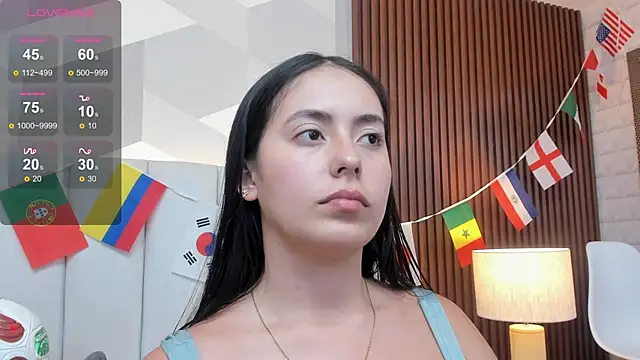 Julietasantos   online show from June 11, 2026, 6:39 pm