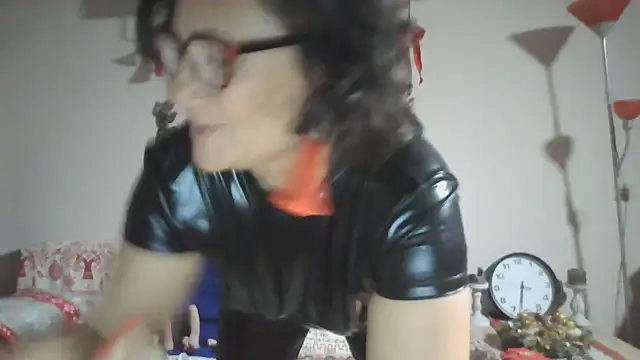 LadyLizi online show from December 16, 2024, 5:33 pm