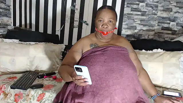 BigHotMatureXx online show from March 17, 2026, 8:17 am