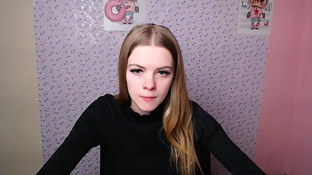 AliceFlirtt  online show from January 2, 2025, 1:30 pm
