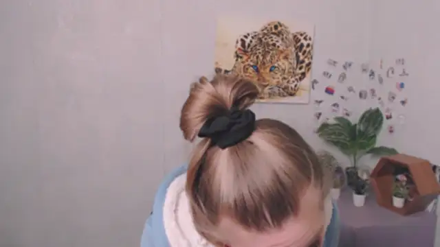 AliceFlirtt  online show from February 5, 2026, 12:43 pm