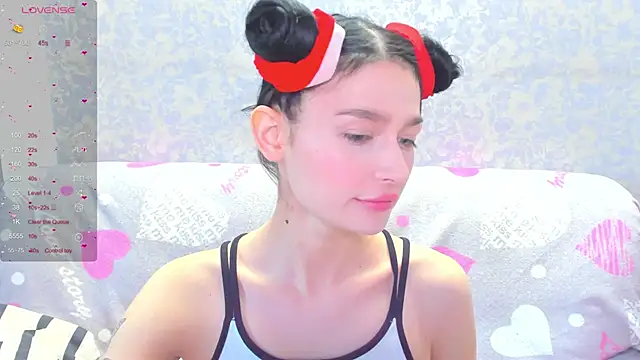 Snapshot of Vanessa_Florence chatting on May 27, 2026, 1:57 am Vanessa Florence online show from May 27, 2026, 1:57 am