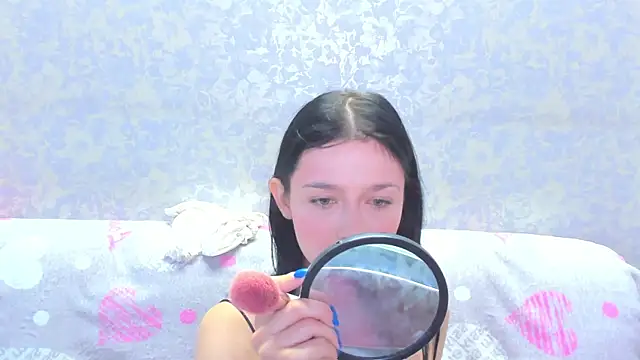 Snapshot of Vanessa_Florence chatting on June 19, 2026, 1:32 am Vanessa Florence online show from June 19, 2026, 1:32 am