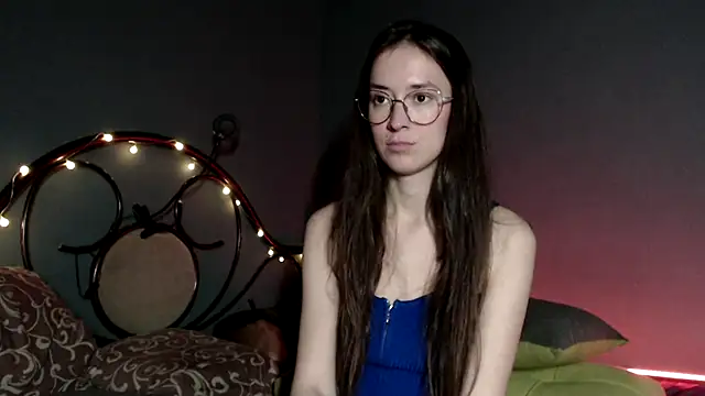 Snapshot of wow__kelly chatting on December 18, 2024, 2:49 pm wow kelly online show from December 18, 2024, 2:49 pm