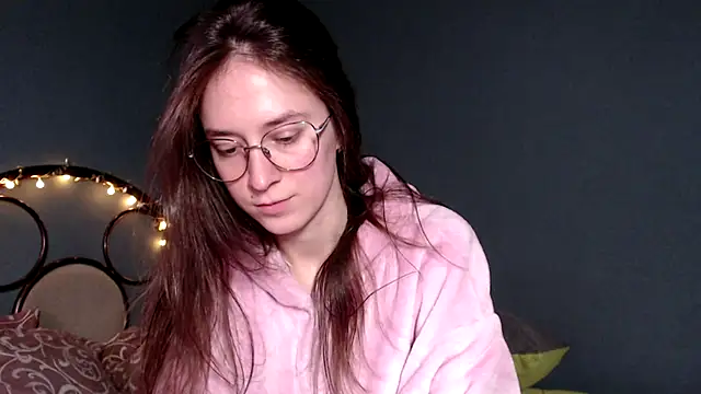 Snapshot of wow__kelly chatting on September 29, 2025, 2:11 pm wow kelly online show from September 29, 2025, 2:11 pm