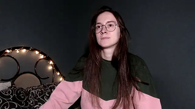 Snapshot of wow__kelly chatting on October 19, 2025, 1:56 pm wow kelly online show from October 19, 2025, 1:56 pm