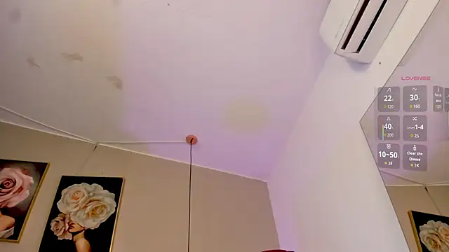 Emma Thompsson online show from March 8, 2026, 2:04 am