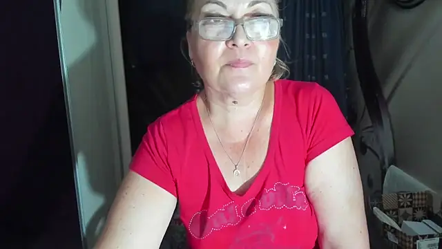 Snapshot of IryshAlice chatting on June 16, 2026, 7:16 pm IryshAlice online show from June 16, 2026, 7:16 pm