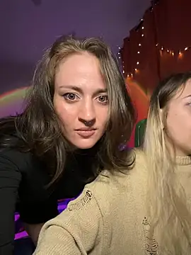 Dooubletroublee online show from December 8, 2024, 10:14 pm