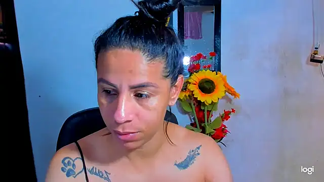 juanblakbigcock online show from April 23, 2026, 4:09 pm