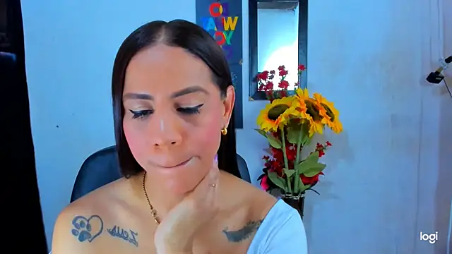 juanblakbigcock online show from June 11, 2026, 3:32 pm