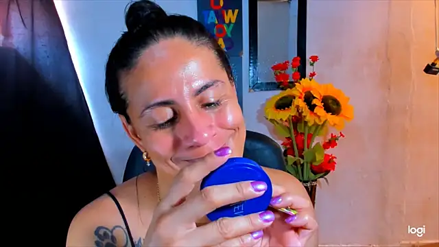 juanblakbigcock online show from June 16, 2026, 4:42 pm