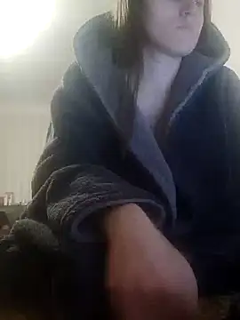 Snapshot of emeli_moon chatting on December 22, 2024, 9:42 pm emeli moon online show from December 22, 2024, 9:42 pm