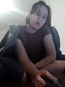 Snapshot of emeli_moon chatting on December 25, 2024, 11:31 pm emeli moon online show from December 25, 2024, 11:31 pm