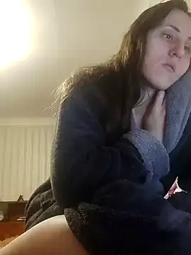 Snapshot of emeli_moon chatting on December 30, 2024, 7:32 pm emeli moon online show from December 30, 2024, 7:32 pm