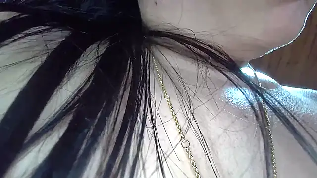 white sexy  online show from January 22, 2025, 1:11 pm