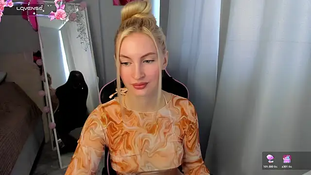 Snapshot of Kimmy_powell chatting on July 1, 2026, 4:25 am Kimmy powell online show from July 1, 2026, 4:25 am