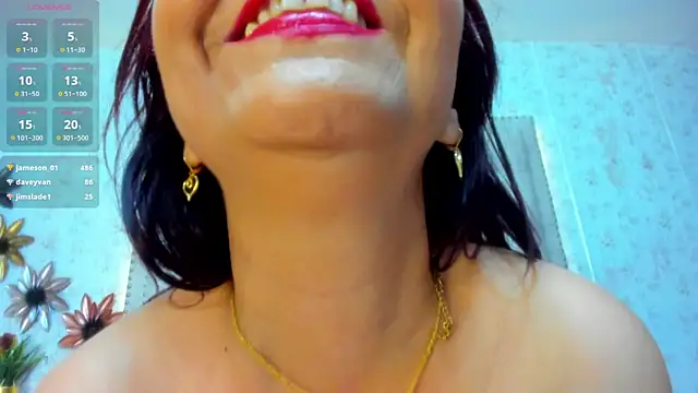 Snapshot of Victoriarouss- chatting on February 8, 2025, 1:54 am Victoriarouss- online show from February 8, 2025, 1:54 am