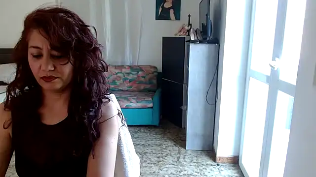 Snapshot of danasantoreal chatting on March 25, 2026, 8:20 am danasantoreal online show from March 25, 2026, 8:20 am