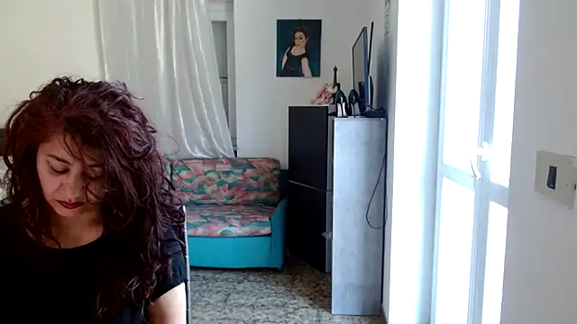 Snapshot of danasantoreal chatting on March 27, 2026, 8:48 am danasantoreal online show from March 27, 2026, 8:48 am