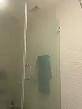 El Gizmo online show from February 17, 2025, 4:26 pm