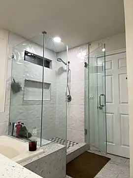 El Gizmo online show from September 17, 2025, 7:43 am