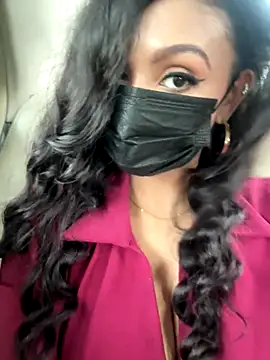 Snapshot of YourThirstySlut chatting on September 15, 2025, 10:15 am YourThirstySlut online show from September 15, 2025, 10:15 am