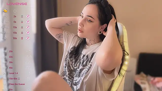 Snapshot of AnastasiaSun chatting on October 6, 2025, 12:46 pm AnastasiaSun online show from October 6, 2025, 12:46 pm