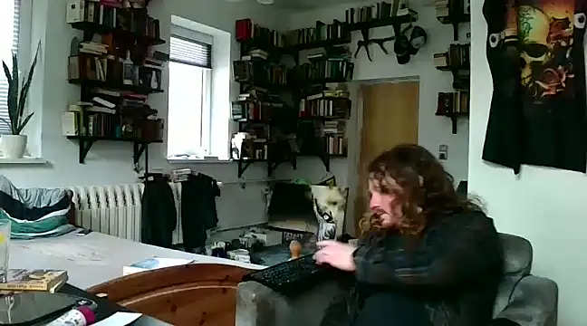 sunr1sa online show from February 7, 2025, 2:26 pm