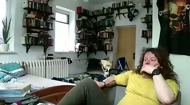 sunr1sa online show from February 16, 2025, 7:48 am