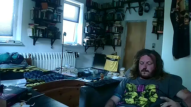 sunr1sa online show from September 12, 2025, 4:29 pm