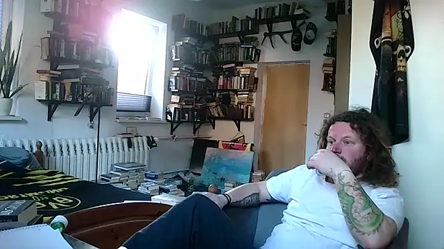 sunr1sa online show from February 24, 2026, 3:43 pm